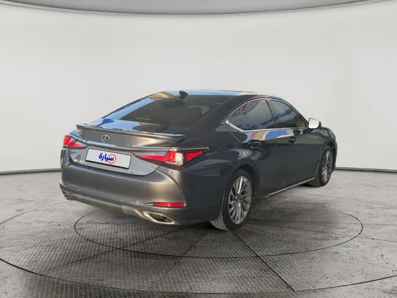 لكزس ES 350 2023 