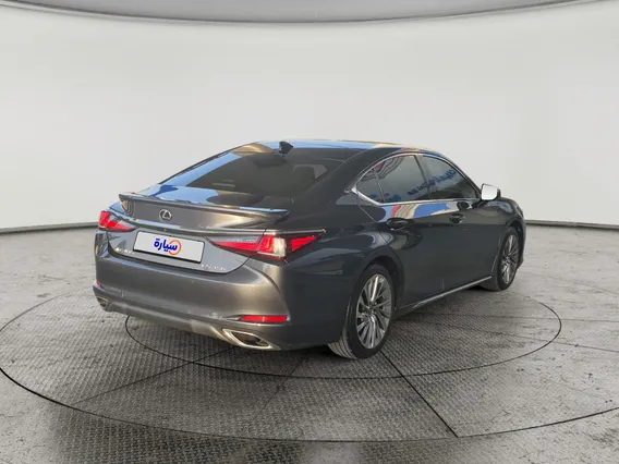 لكزس ES 350 2023 