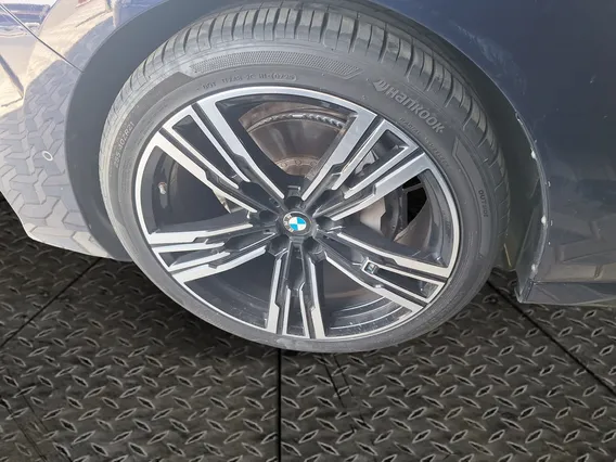 بي ام دبليو الفئة السابعة 735i 2023 