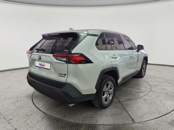 Toyota RAV4 LE HEV 2024 