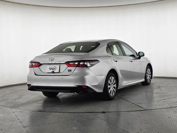 Toyota Camry  LE 2022 