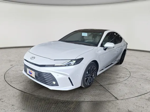 Toyota Camry  LE HEV 2026 