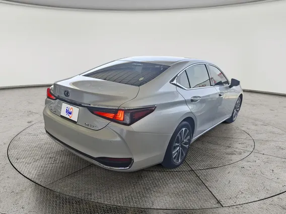 Lexus ES 250 AA Elegant 2025 