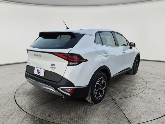 Kia Sportage LX 2023 دبل
