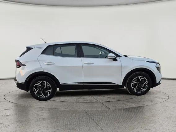 Kia Sportage LX 2023 دبل