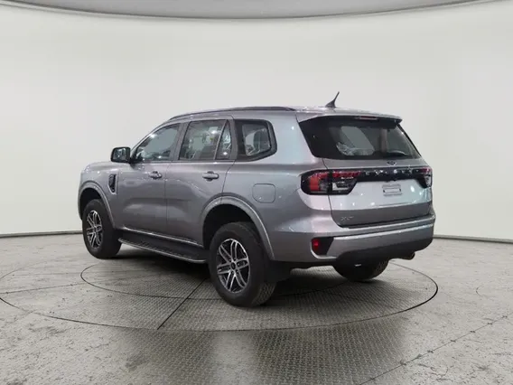 Ford Everest XLT 2025 دبل