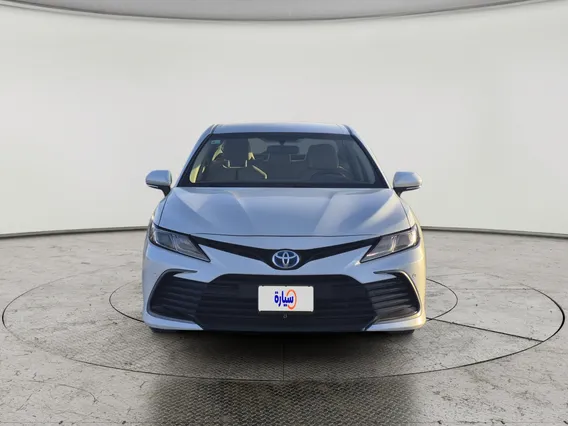 Toyota Camry  LE HEV 2023 