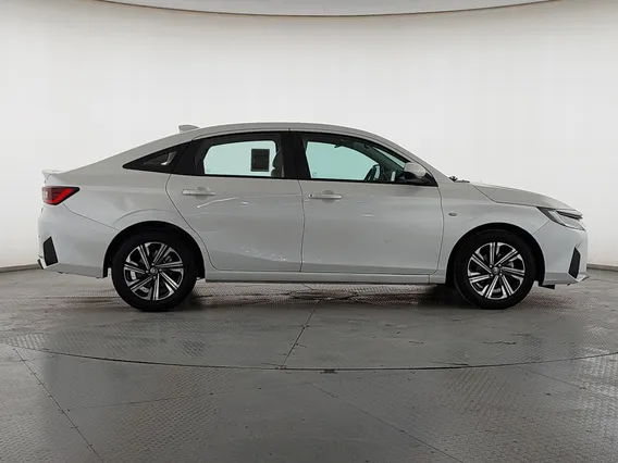 Toyota Yaris  Y Plus 2023 