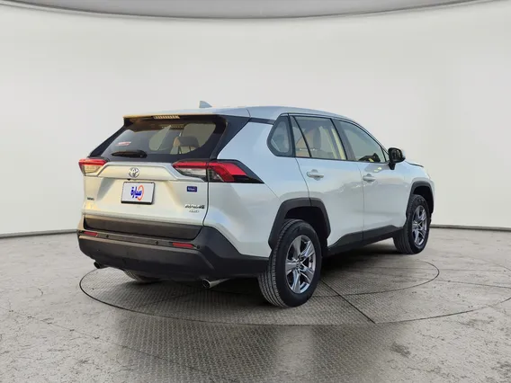Toyota RAV4 LE 2022 