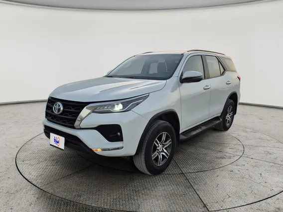 Toyota Fortuner VX 2024 دبل