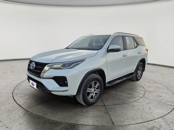 Toyota Fortuner VX 2023 دبل