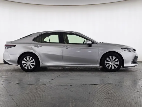 Toyota Camry  LE 2022 