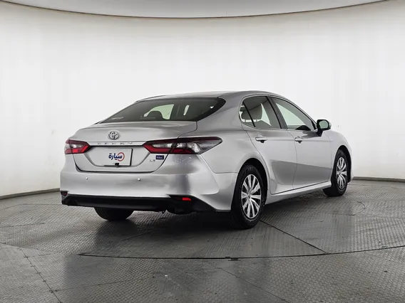 Toyota Camry  LE 2022 