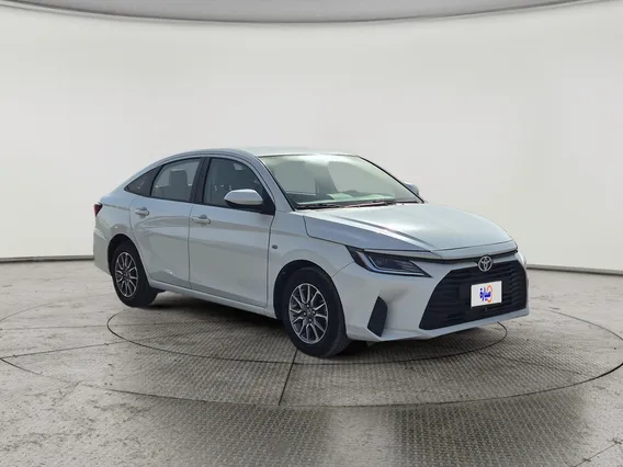 Toyota Yaris  Y 2023 