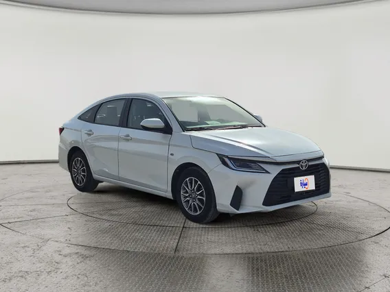 Toyota Yaris  Y 2023 