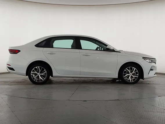 Geely Emgrand GS 2024 