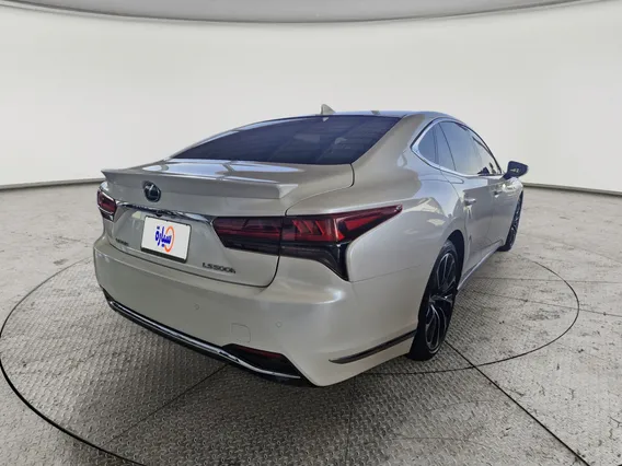 لكزس LS 500 2023 