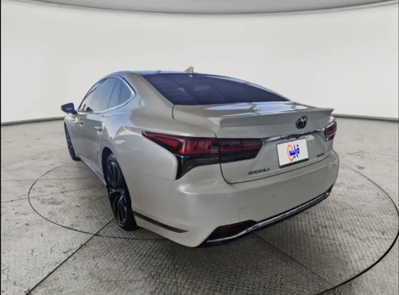 لكزس LS 500 2023 
