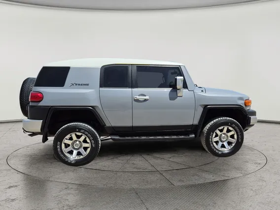 Toyota FJ Cruiser Xtreme 2020 دبل