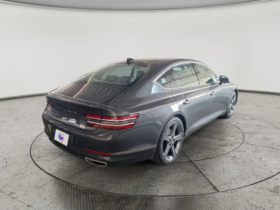 جينيسيس G80 ROYAL 2022 
