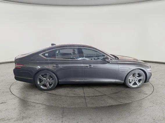 جينيسيس G80 ROYAL 2022 