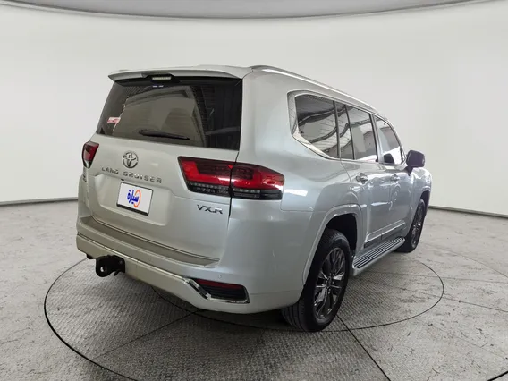 تويوتا لاندكروزر VXR 2023 دبل