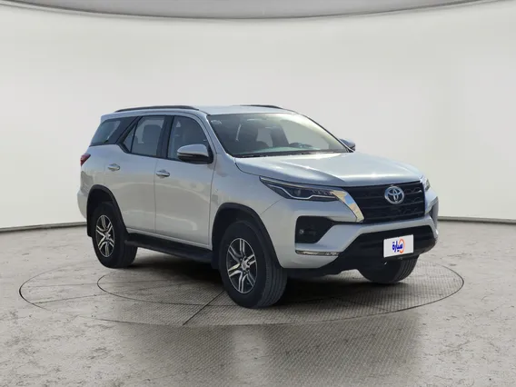 Toyota Fortuner VX 2023 دبل