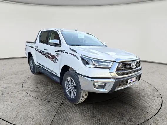 تويوتا هايلكس SR5 2023 دبل