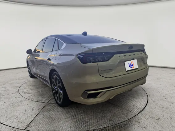 Ford Taurus Titanium 2026 
