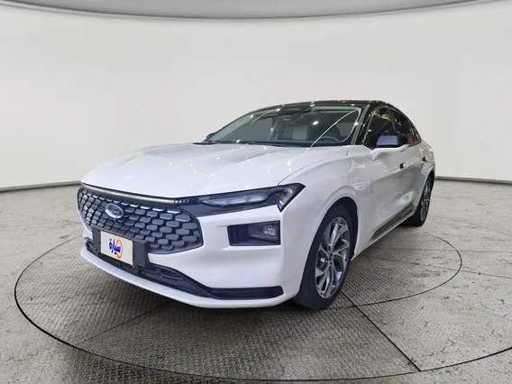 Ford Taurus Titanium 2026 