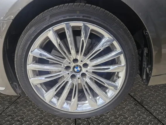 BMW 7 Series 740Li 2018 