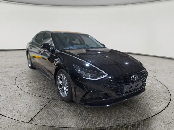 Hyundai Sonata MID 2022 