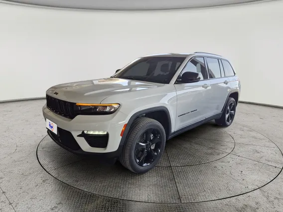 Jeep Grand Cherokee Altitude 2023 دبل