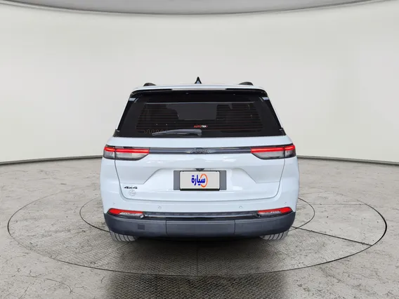 Jeep Grand Cherokee Altitude 2023 دبل