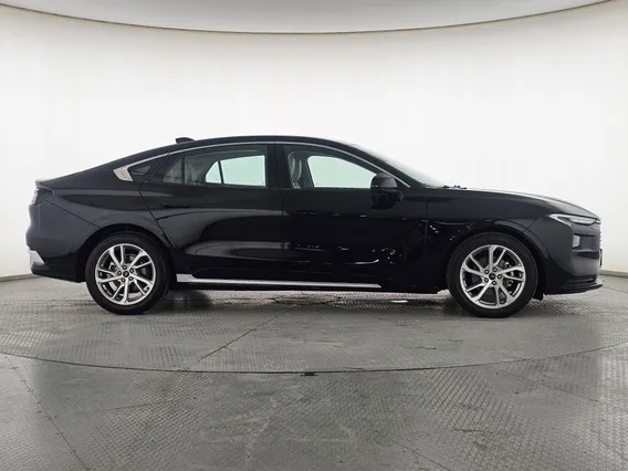 Ford Taurus Trend 2023 