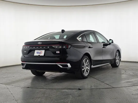 Ford Taurus Trend 2023 