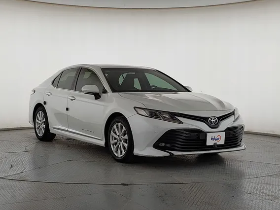 Toyota Camry  GLE 2019 