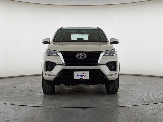 Toyota Fortuner VX 2022 دبل