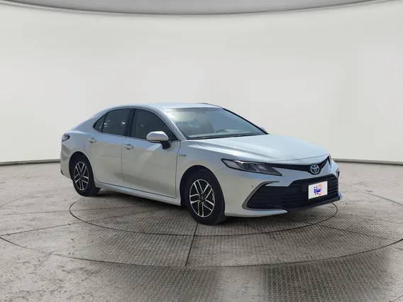 Toyota Camry  LE HEV 2023 