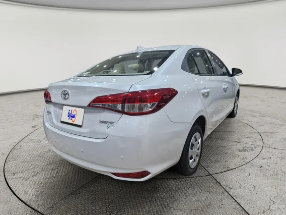 Toyota Yaris  Y 2021 