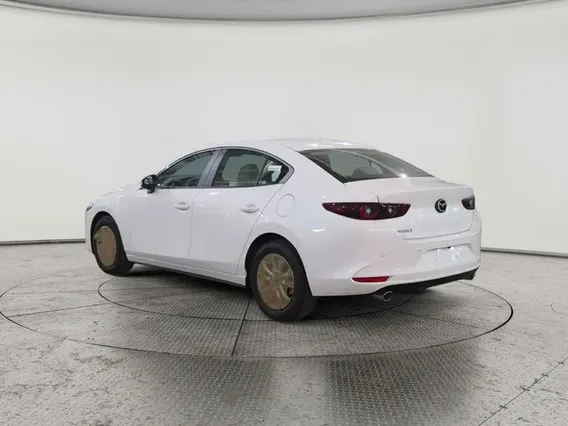 Mazda 3 Basic 2026 