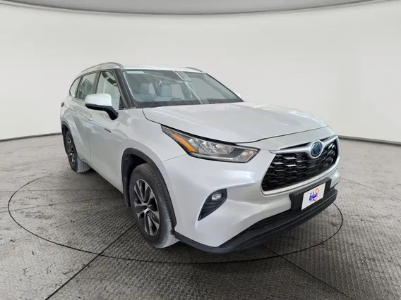 Toyota Highlander GLE 2023 