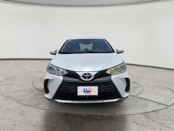 Toyota Yaris  Y 2022 