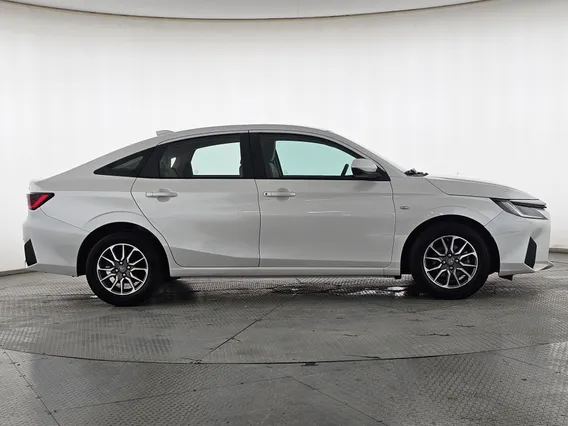 Toyota Yaris  Y 2024 