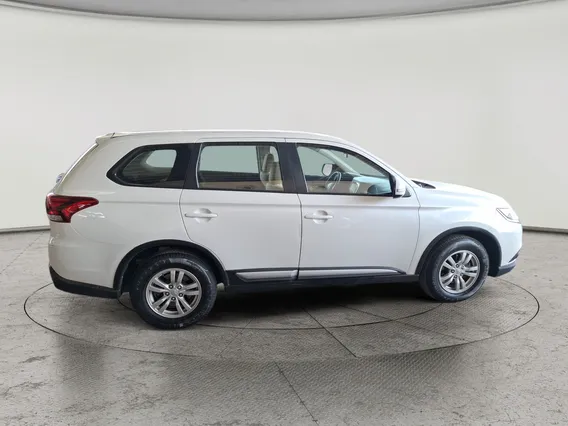 Mitsubishi Outlander GLX 2021 دبل