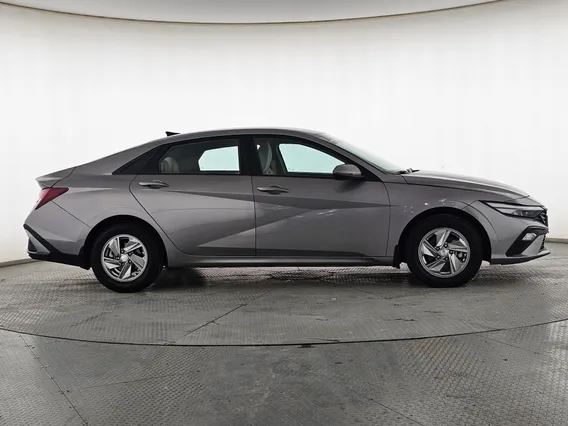 Hyundai Elantra Fleet 2024 