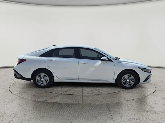 Hyundai Elantra Fleet 2024 