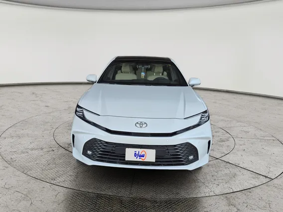 Toyota Camry  LE HEV 2025 
