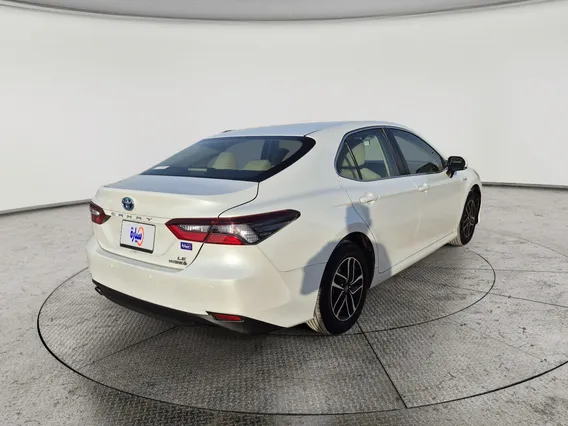 Toyota Camry  LE HEV 2023 