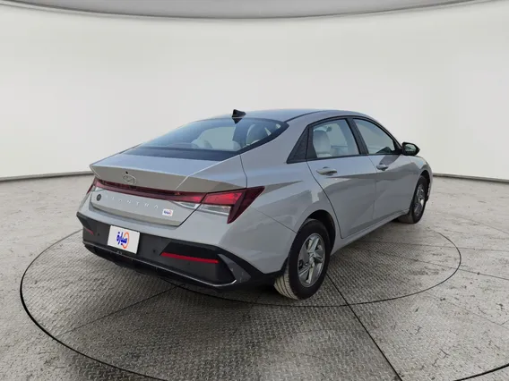 Hyundai Elantra Fleet 2024 
